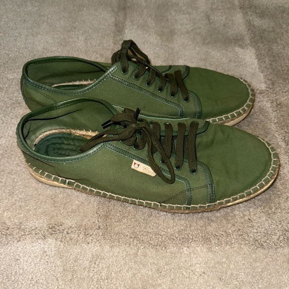 Gucci Men’s Green Espadrilles - Picture 1 of 7